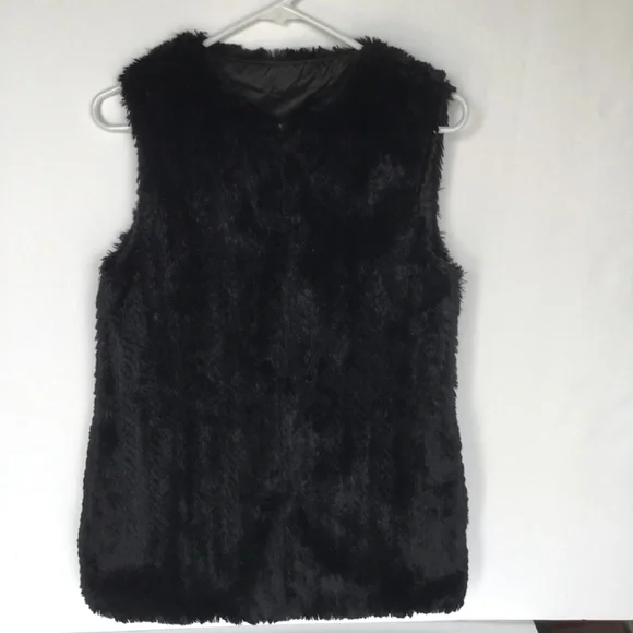 Betsey Johnson Black Faux Fur Vest Size Extra Small - Picture 1 of 6